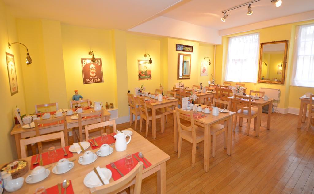 Parkwood Отель 3*